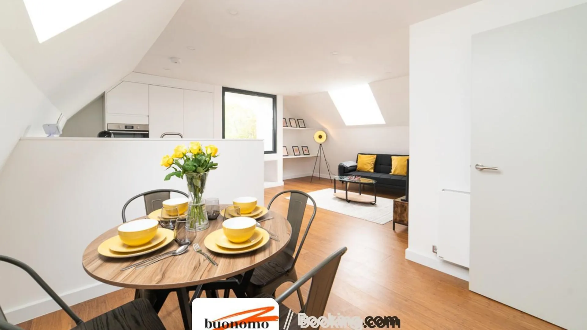 Two Bedroom Apartment At Buonomo Stays Short Lets & Serviced Accommodation London