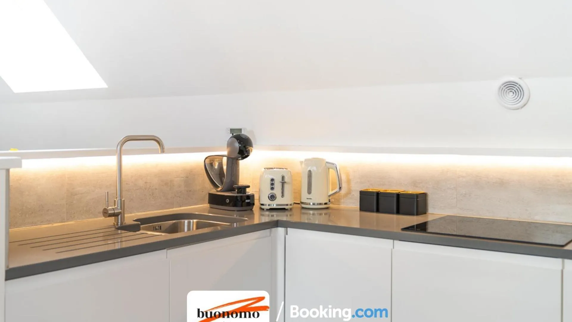 Two Bedroom Apartment At Buonomo Stays Short Lets & Serviced Accommodation London 0*,